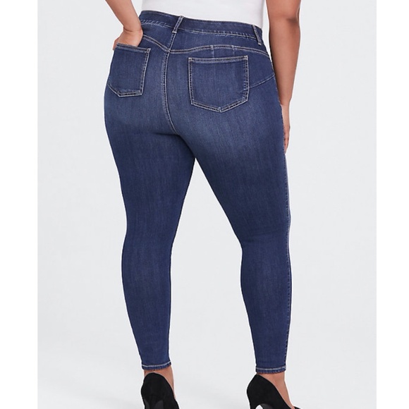 Torrid Bombshell Skinny Jean Premium Dark Wash - Picture 2 of 12